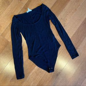 FINAL SALE ☺︎Forever 21☺︎ Bodysuit